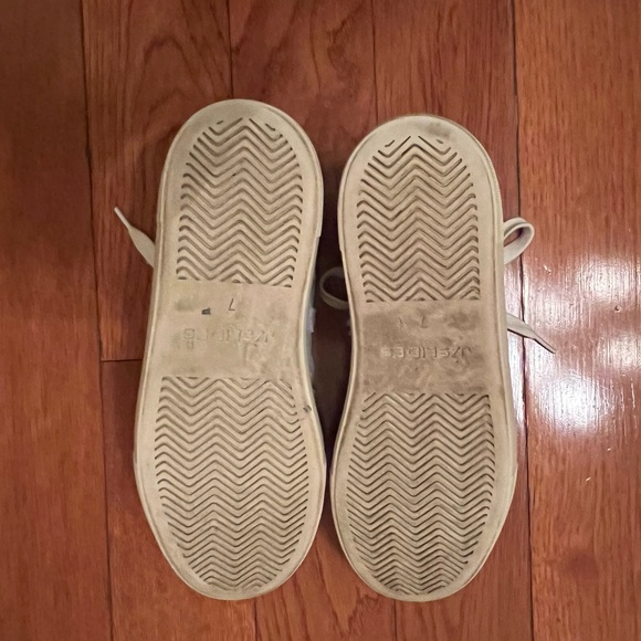 J Slides platform star - Picture 3 of 7